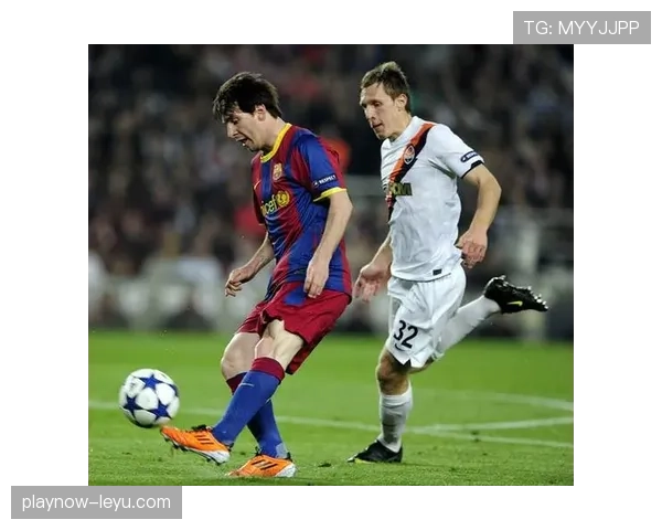 米特罗维奇献精彩射门，助球队强势反弹赢下关键战