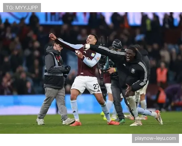 罗杰斯重返英超执教，球队前景引热议