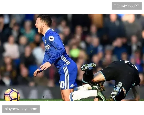 马科斯·塞内西表现稳健，助球队重返英超胜利轨道