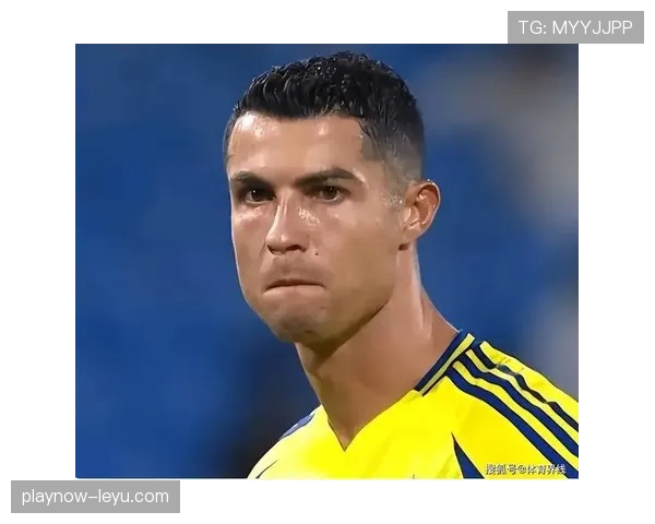 Rodri在国家队的表现持续提升,关键时刻展现出非凡的比赛能力和领导力。 Rodri在国家队的表现持续提升,关键时刻展现出非凡的比赛能力和领导力。