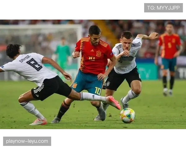 鲁伊斯在西班牙U21表现稳健,备受期待成为国家队未来之星 鲁伊斯在西班牙U21表现稳健,备受期待成为国家队未来之星