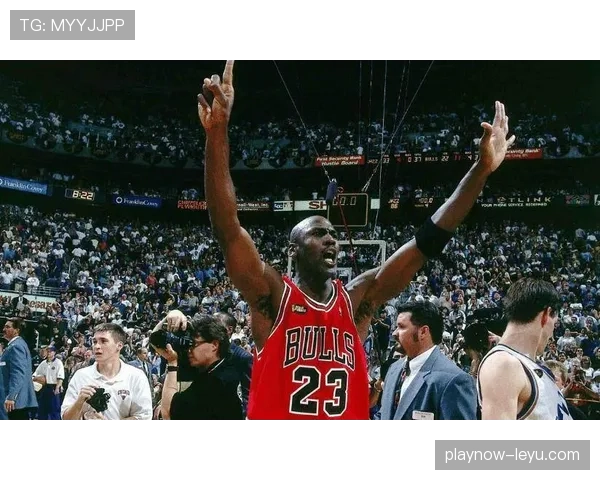 乔丹当年打棒球那会儿，年薪照拿还被骂上热搜？