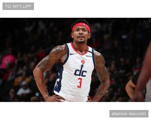 布拉德利·比尔突破终结效率提升显著拉开队内得分差距